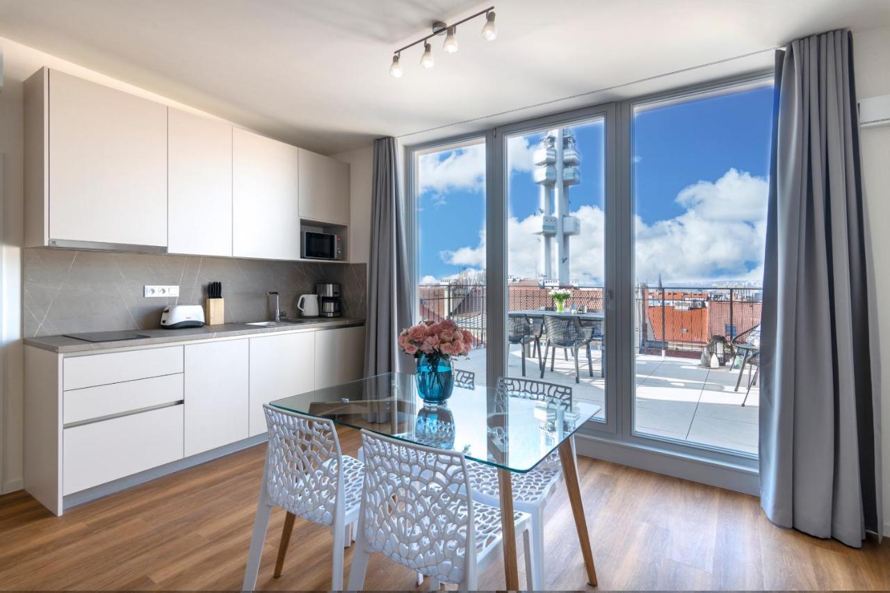 Executive Ferienwohnung mit Terrasse